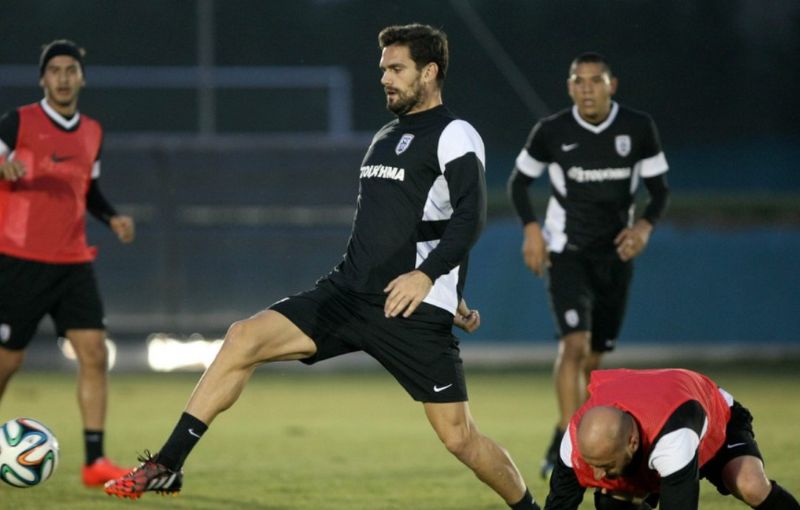 Alexandros Tziolis luôn thể hiện khát khao cống hiến và tinh thần chuyên nghiệp