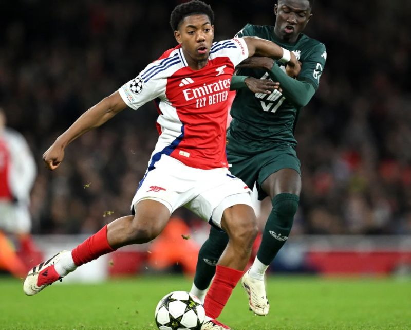 Myles Lewis-Skelly: Niềm hy vọng mới nơi tuyến giữa Arsenal - Ảnh 1