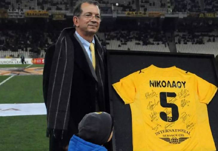 Lakis Nikolaou: Biểu tượng kiệt xuất của AEK Athens