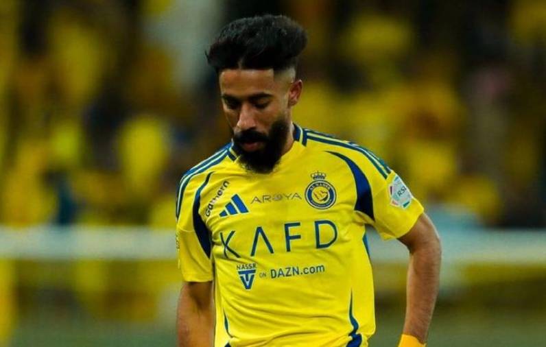 Nawaf Buwashal: Hậu vệ phải triển vọng của Saudi Arabia